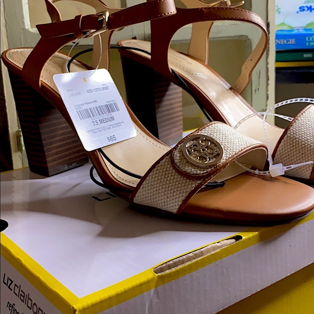 Liz Claiborne brand new shoes size 7.5